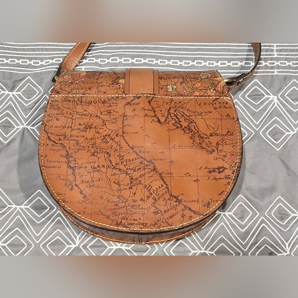 SOLD!!!!! Patricia Nash Leather Crossbody Medium Saddle Bag - Picture 5 of 11